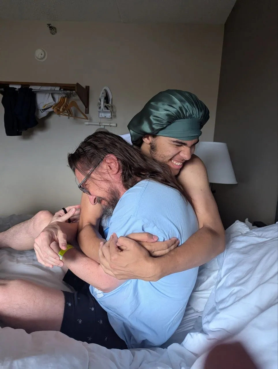 hug ball